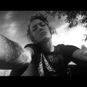 Meet your Posher, Tzeitel